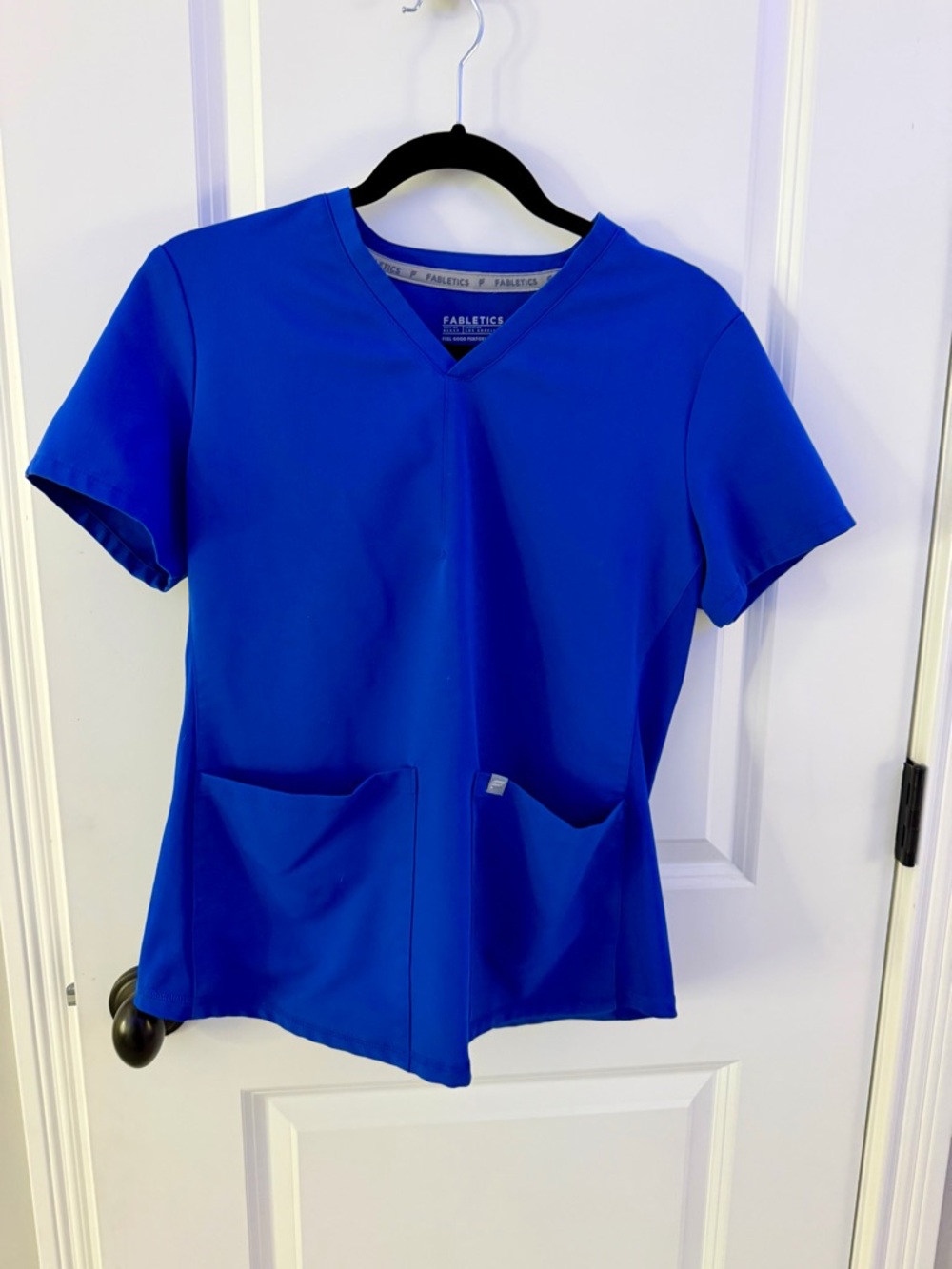 Fabletics Women's V-Neck Scrub Top in Bright Royal Blue